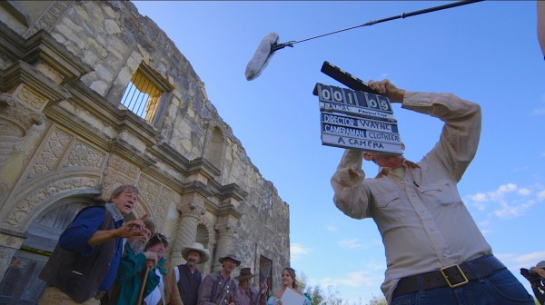 12- John Wayne directs scene at Alamo Village 15-oct-2017.jpg (394.55 KiB) Viewed 47467 times 12- John Wayne directs scene at Alamo Village 15-oct-2017.jpg