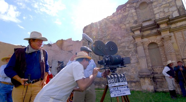 01- Alfred Ybarra sets up scene for The Alamo movie.jpg