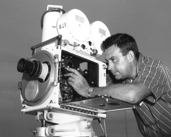 70mm_Mitchell.jpg (2.11 MiB) Viewed 197371 times 70mm_Mitchell.jpg